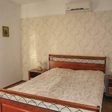 Two-bedroom Holiday In *